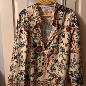 Purchased from Etsy a few months ago. Never worn. Very silky material.